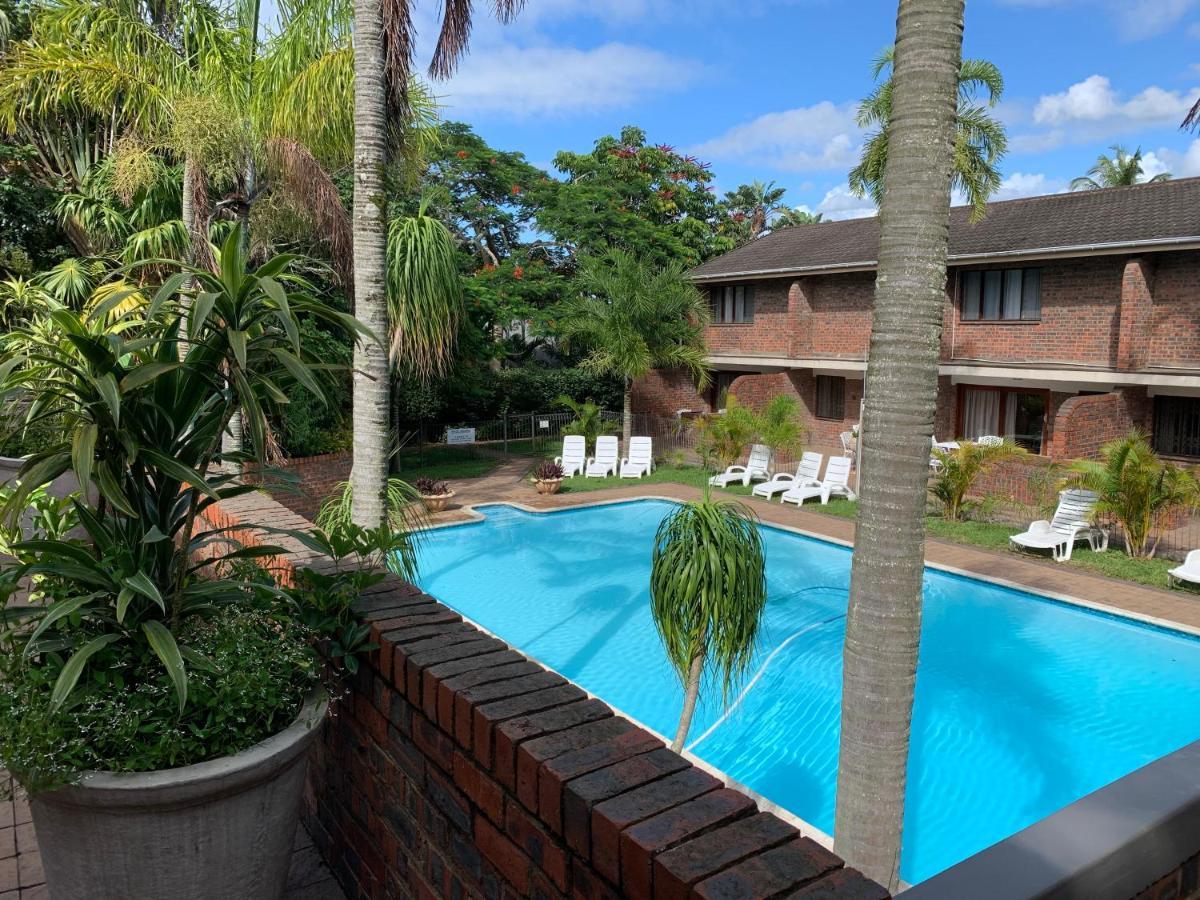 Flamingo Flats Apartment